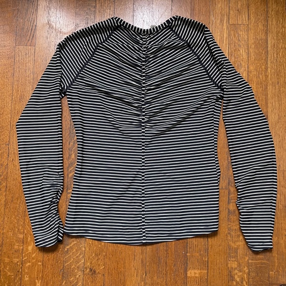 Athleta Gardenia Grove Rash guard Long Sleeve Striped Top Size Small EUC - Picture 10 of 11